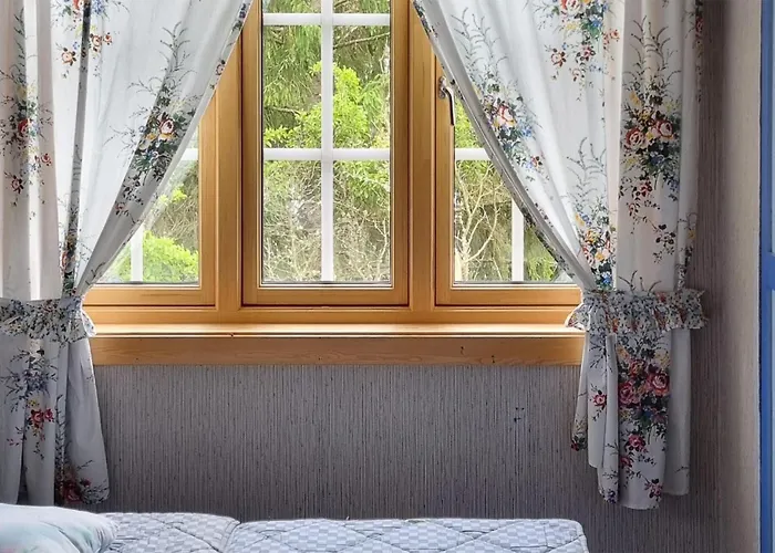 3 Bedroom Stunning In *